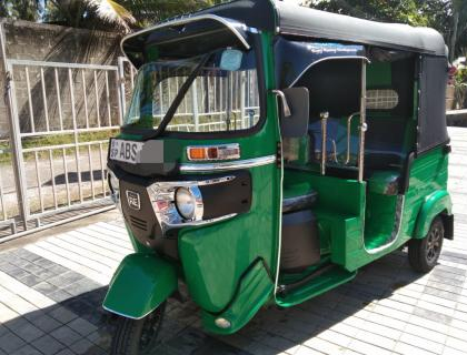 BAJAJ THREE WHEELER 2018 SALE AT AMBALANGODA