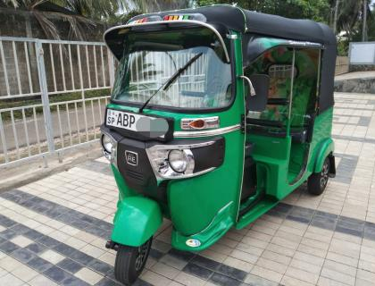 BAJAJ THREE WHEELER 2016 SALE AT AMBALANGODA