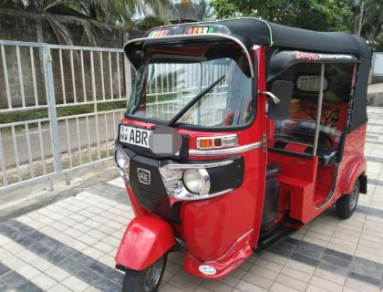 BAJAJ THREE WHEELER 2017 SALE AT AMBALANGODA