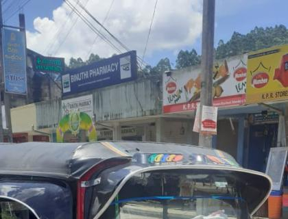 Bajaj 4 Stroke Three-wheeler for sale at Riyasakwala Nuwara Eliya