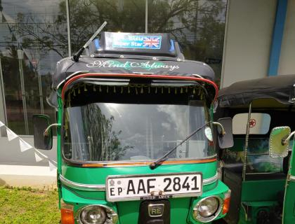 Bajaj 4 Stroke Three-wheeler for sale at Riyasakwala Ampara