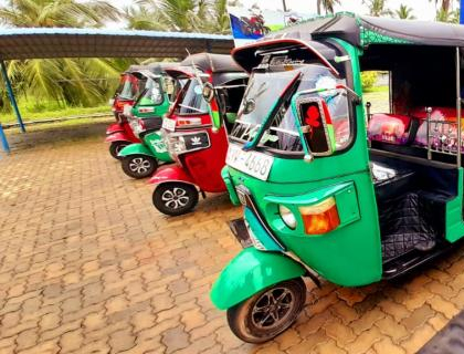 Bajaj 4 Stroke Three-wheeler for sale in Puttalam