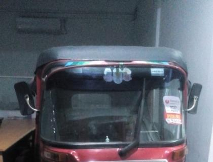 Bajaj Three Wheeler for sale in Dambulla