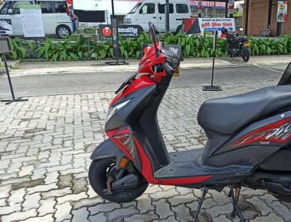 Honda Dio Scooter for Sale in Riyasakwala Battaramulla