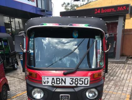 Bajaj 4 Stroke Three-wheeler for sale at Yakkala