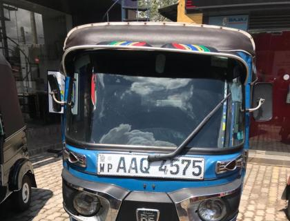 Bajaj 4 Stroke Three-wheeler for sale at Yakkala