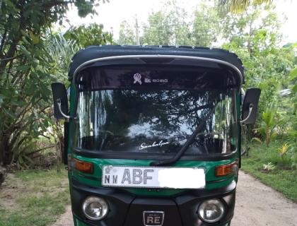 Bajaj 4 Stroke Three-wheeler for sale at Kurunegala