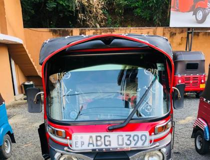 Bajaj Three Wheel For Sale In Kandy