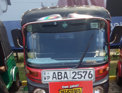 Bajaj 4 Stroke Three-wheeler for sale at Negombo