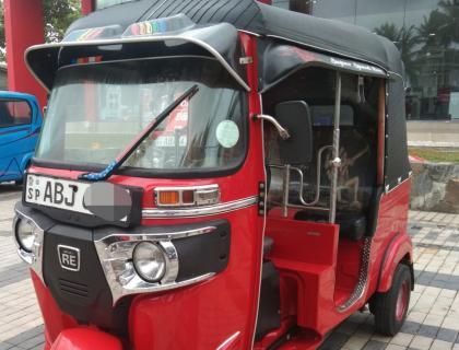 BAJAJ THREE WHEELER 2016 SALE AT AMBALANGODA