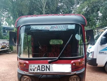 Bajaj 4 Stroke Three-wheeler for sale at Kurunegala