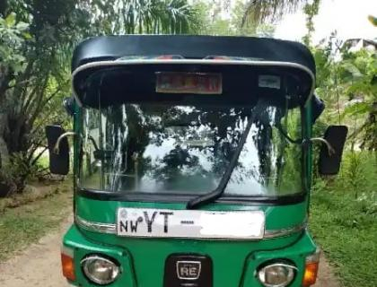 Bajaj 4 Stroke Three-wheeler for sale at Kurunegala