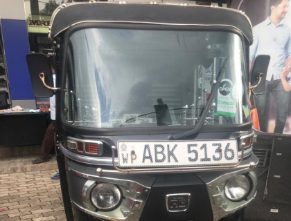 Bajaj 4 Stroke Three-wheeler for sale at Yakkala