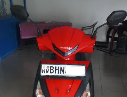 Honda Dio Scooter for sale at Kurunegala