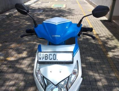 Honda Dio scooter sale at Kurunegala Riyasakwala