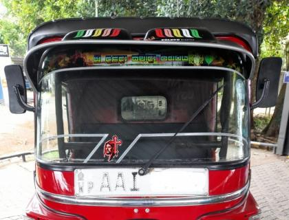 Bajaj 4 Stroke Three-wheeler for sale at Riyasakwala Bandaragama