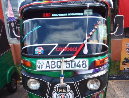 Bajaj 4 Stroke Three-wheeler for sale at Negombo