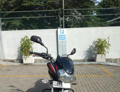 Bajaj Discover 125 for sale at Riyasakwala Kurunegala