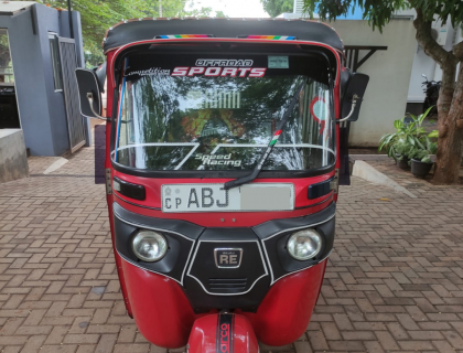 Bajaj 4 Stroke Three-wheeler for sale at RIYASAKWALA Anuradhapura