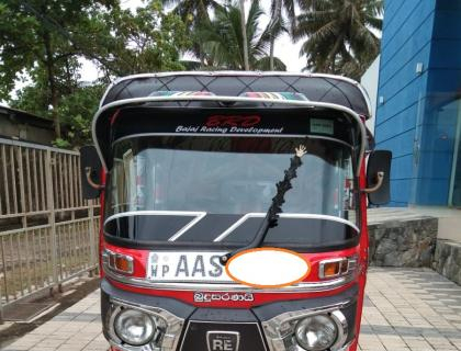 BAJAJ THREE WHEELER 2014 SALE AT AMBALANGODA