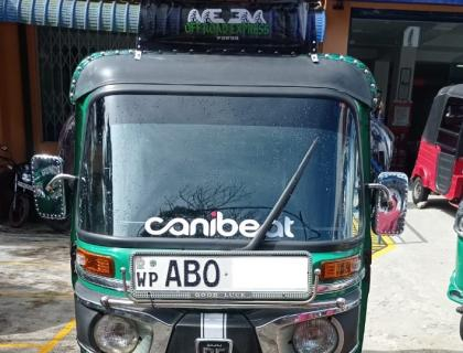 Bajaj 4 Stroke Three-wheeler for sale at Riyasakwala Nuwara Eliya