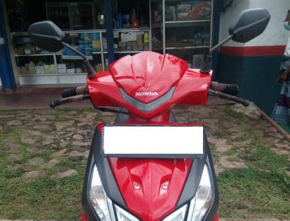 Honda Dio scooter sale at Kurunegala Riyasakwala