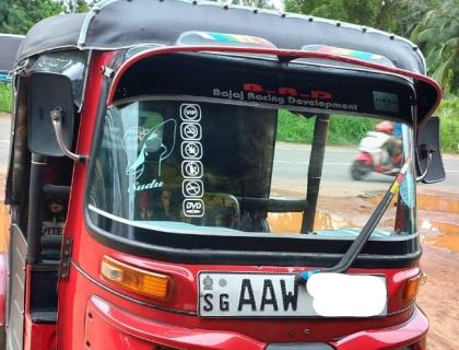 Bajaj Three-Wheeler for Sale at Negombo/Pambala