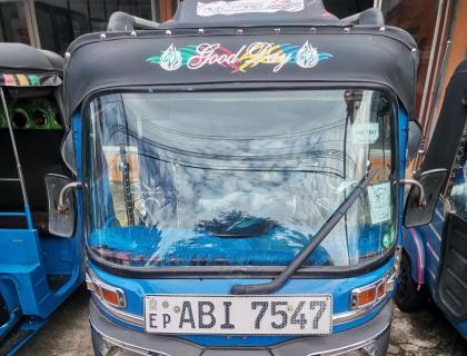 Bajaj 4 Stroke Three-wheeler for sale at trincomalee