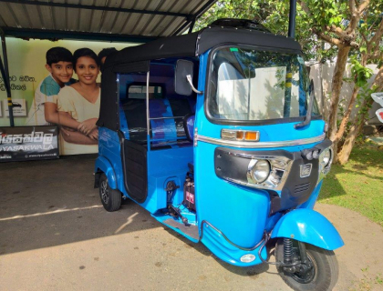 Bajaj 4 Stroke Three-wheeler for sale at Riyasakwala Matara