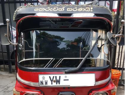 Bajaj 4S Three Wheeler for sale at Riyasakwala Kurunegala