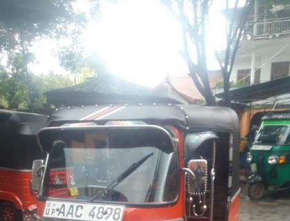 Bajaj 4 Stroke Three-wheeler for sale at Riyasakwala Nuwara Eliya