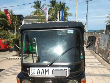 BAJAJ THREE WHEELER 2012 SALE AT AMBALANGODA