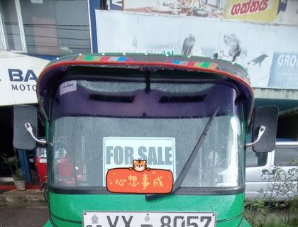 Bajaj 4 Stroke Three-wheeler for sale at Riyasakwala Nuwara Eliya