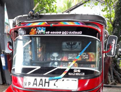 Bajaj 4 Stroke Three-wheeler for sale at Riyasakwala Bandaragama