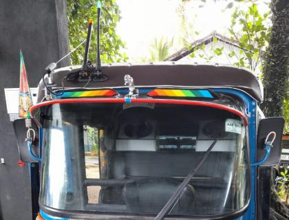 Bajaj 4 Stroke Three-wheeler for sale at Riyasakwala Bandaragama