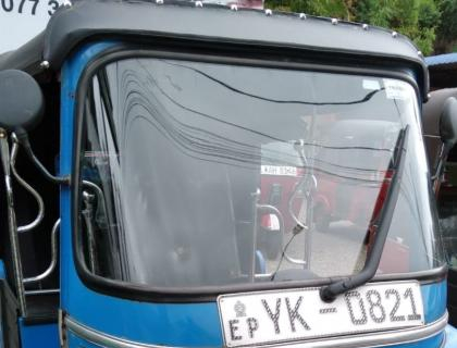 Bajaj Three Wheel For Sale In Kandy