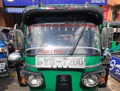 Bajaj 4 Stroke Three-wheeler for sale at Riyasakwala Nuwara Eliya