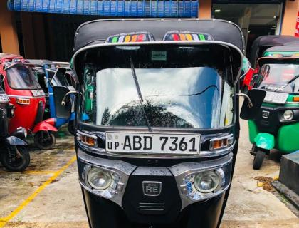 Bajaj 4 Stroke Three-wheeler for sale at Riyasakwala Nuwara Eliya