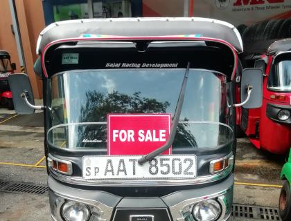 Bajaj 4 Stroke Three-wheeler for sale at Riyasakwala Maligawatta