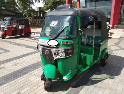 BAJAJ THREE WHEELER 2014 SALE AT AMBALANGODA