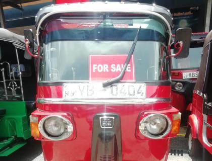 Bajaj 4 Stroke Three-wheeler for sale at Riyasakwala Maligawatta