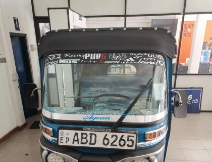 Bajaj 4 Stroke Three-wheeler for sale at Riyasakwala Trincomalee