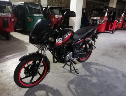 Bajaj Pulsar 150 for sale at Rathnapura Riyasakwala