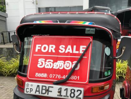 Bajaj 4 Stroke Three-wheeler for sale at Kurunegala