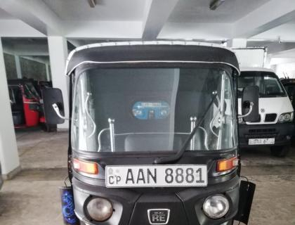 Bajaj Three Wheel for sale at Rathnapura Riyasakwala