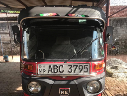 Bajaj 4 Stroke Three-wheeler for sale at Yakkala