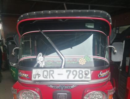 Bajaj Autorickshaw  - Riyasakwala Badulla