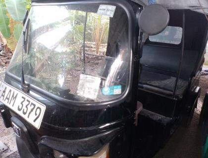 Bajaj 4 Stroke Three-wheeler for sale at Riyasakwala Yakkala