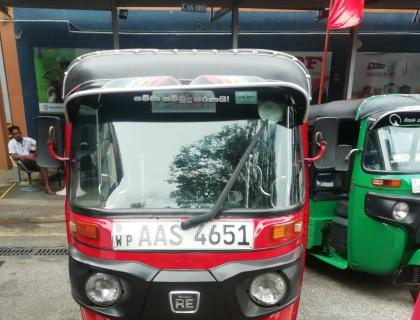 Bajaj 4 Stroke Three-wheeler for sale at Riyasakwala Maligawatta