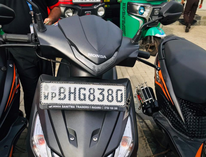 Honda Dio Scoter for sale at Riyasakwala Kurunegala